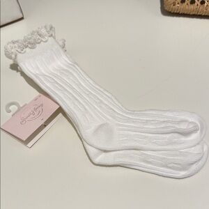 Toddler high lace socks in white